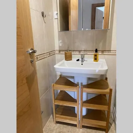 Apartamento Vacacional Para Familias Con Jardin